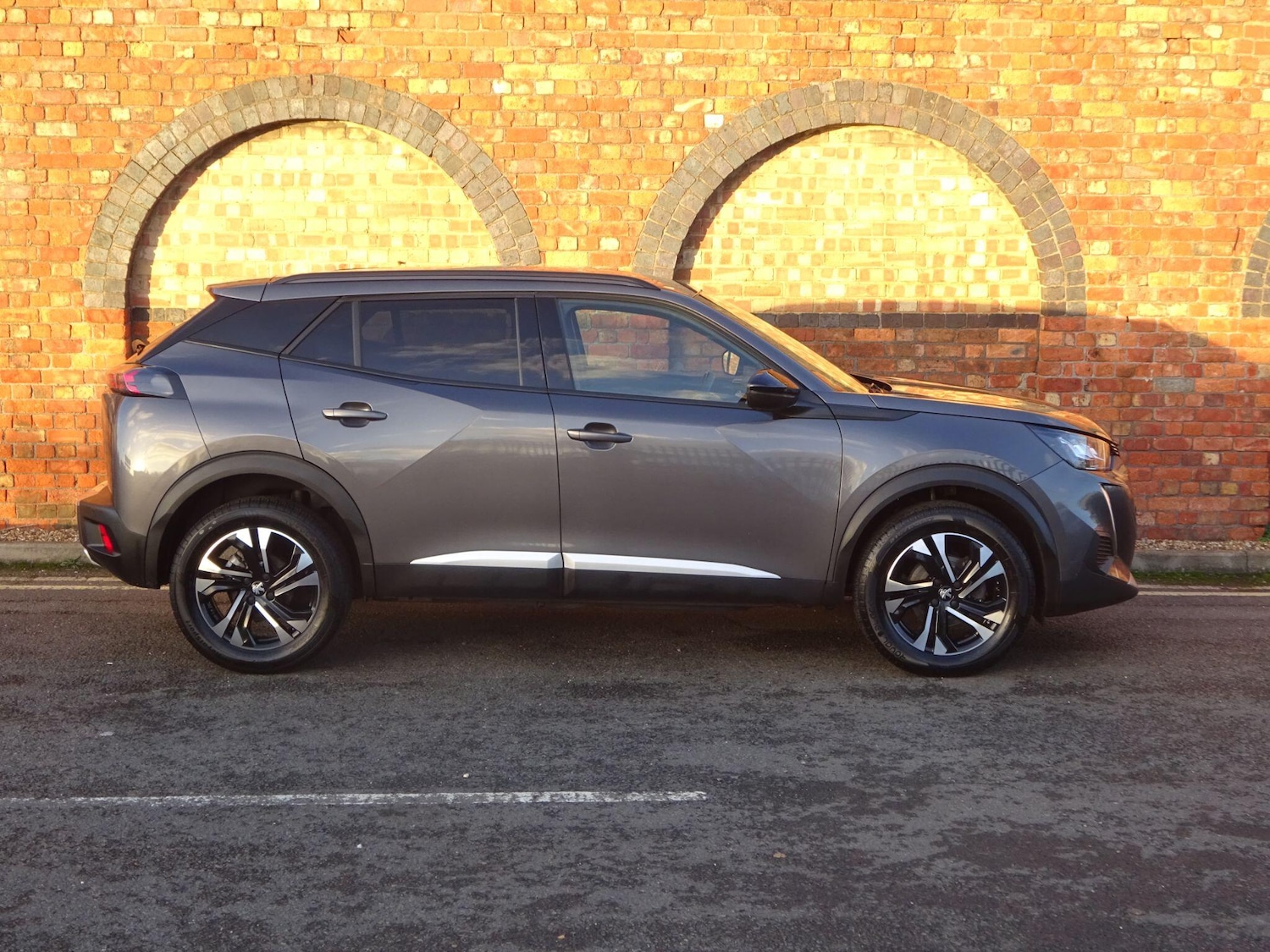 Used Peugeot 2008 2022 for sale - 76994187: Photo 2