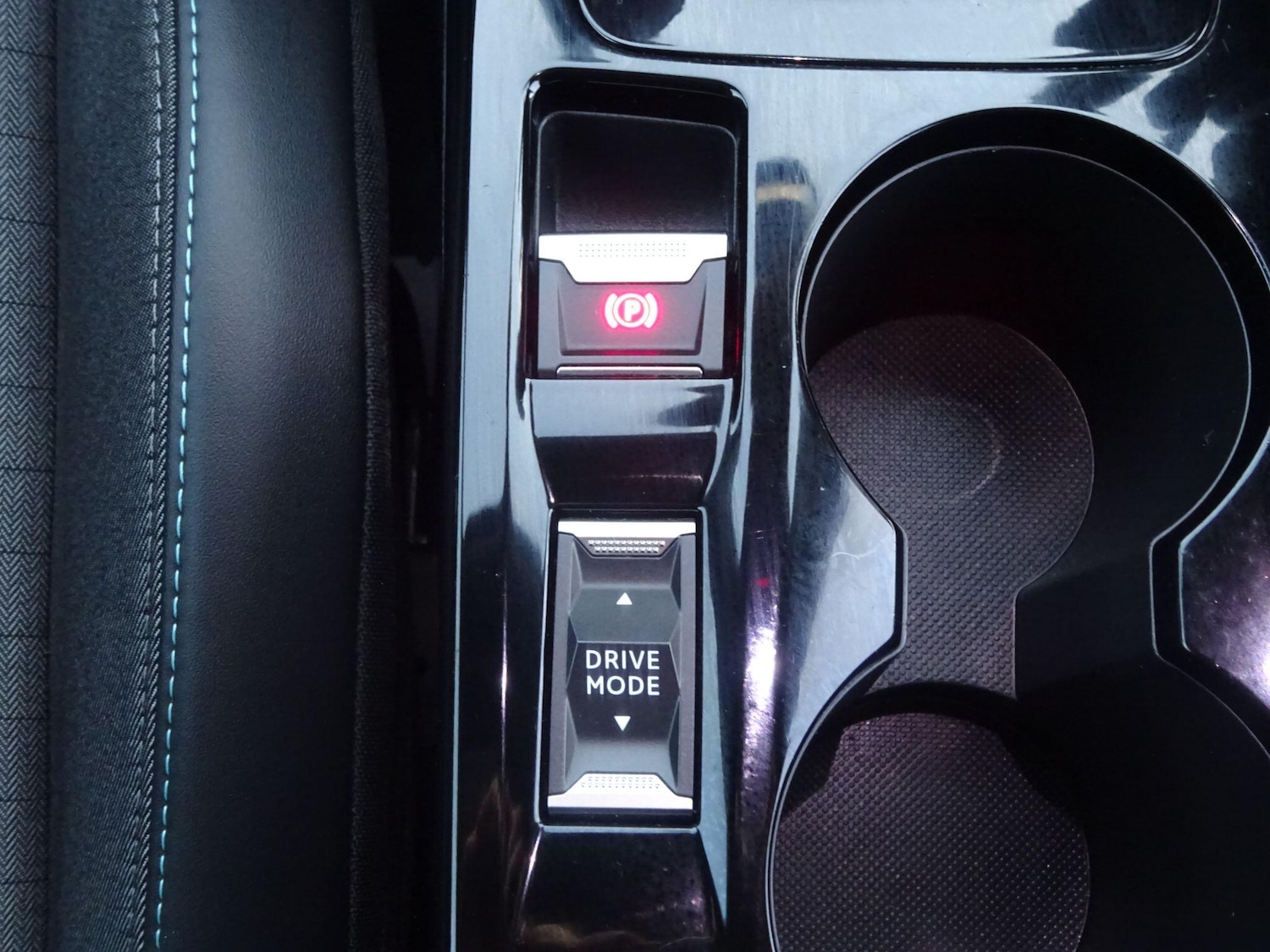 Used Peugeot 2008 2022 for sale - 76994187: Photo 29