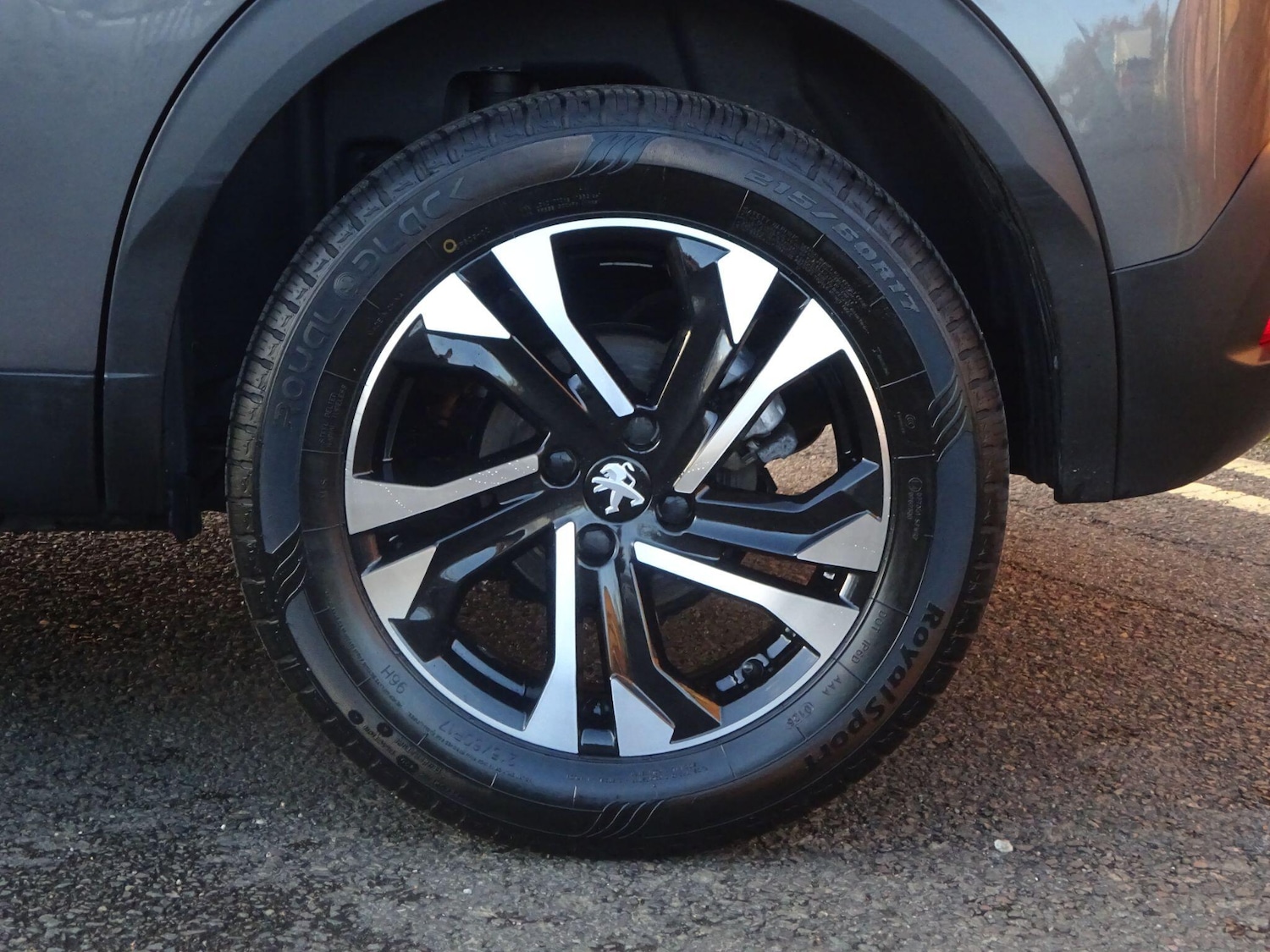 Used Peugeot 2008 2022 for sale - 76994187: Photo 8