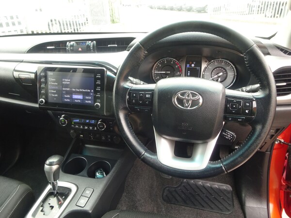Used Toyota Hilux 2021 for sale - 76174636: Photo 11