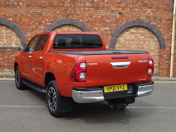 Used Toyota Hilux 2021 for sale - 76174636: Photo 4