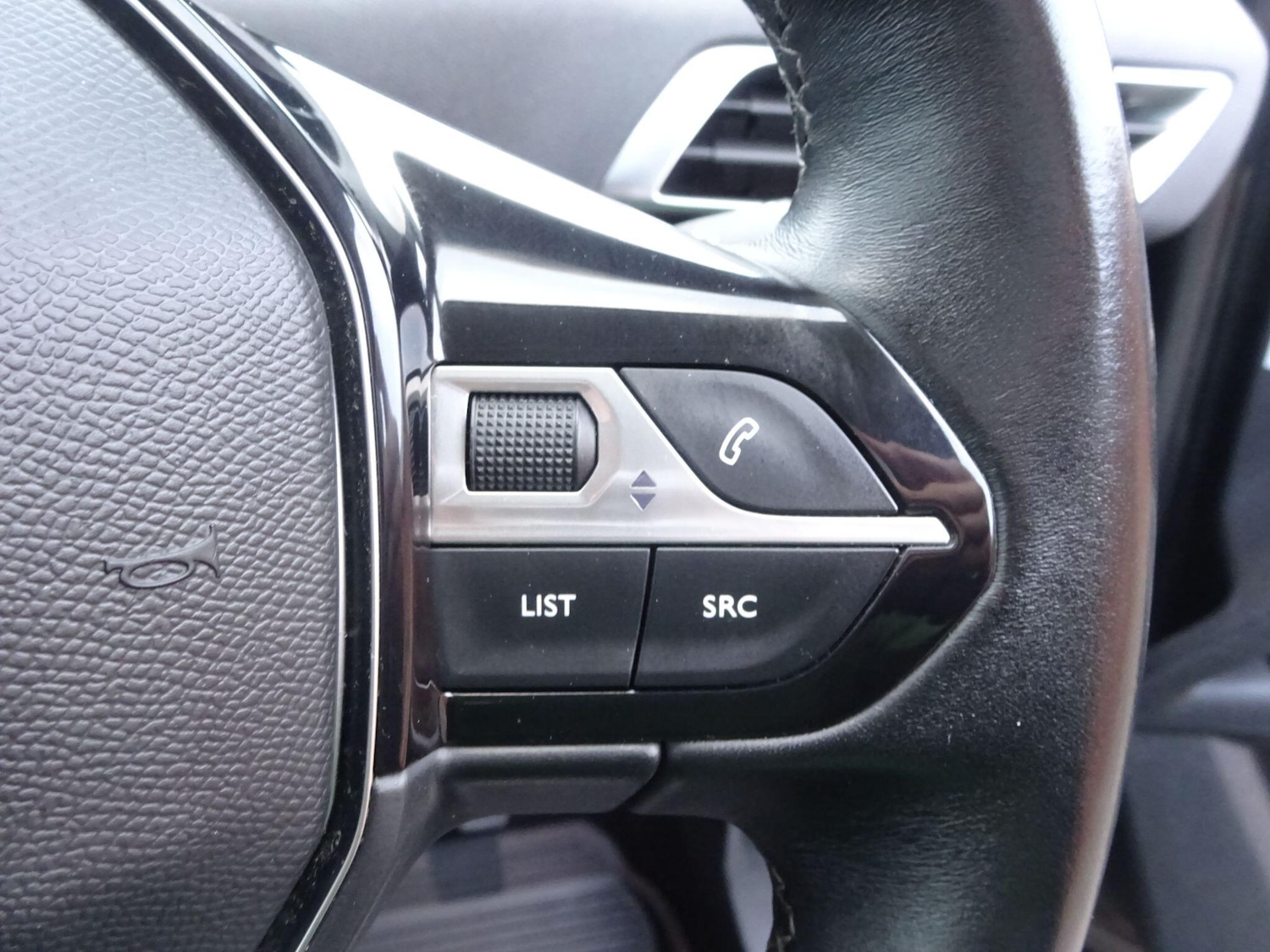 Used Peugeot 5008 2021 for sale - 76667261: Photo 21