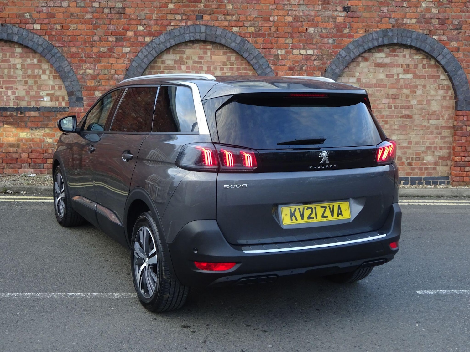 Used Peugeot 5008 2021 for sale - 76667261: Photo 4