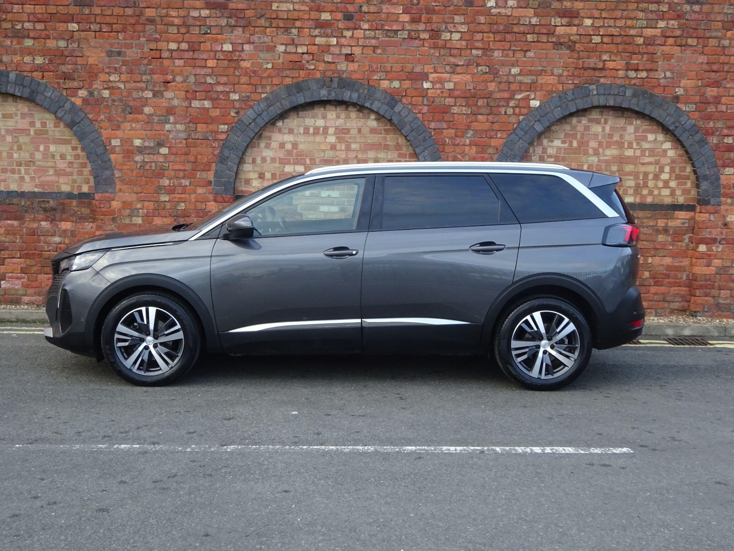 Used Peugeot 5008 2021 for sale - 76667261: Photo 5