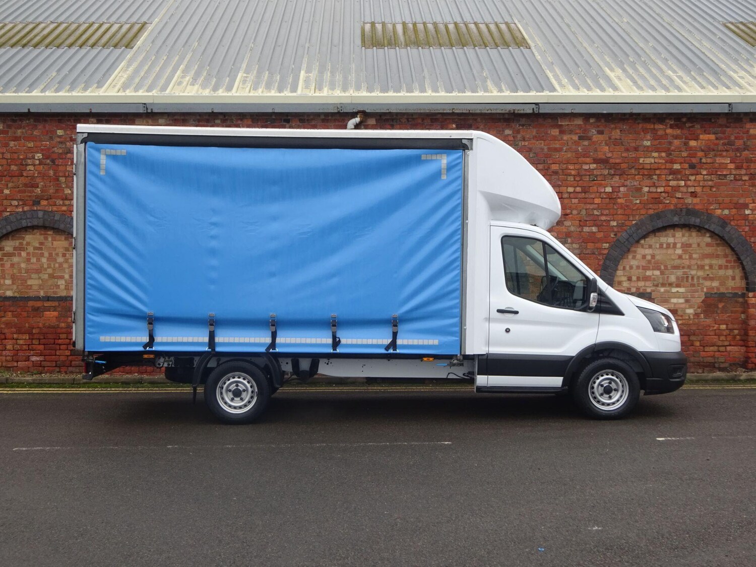 Used Ford Transit for sale - 77969664: Photo 2