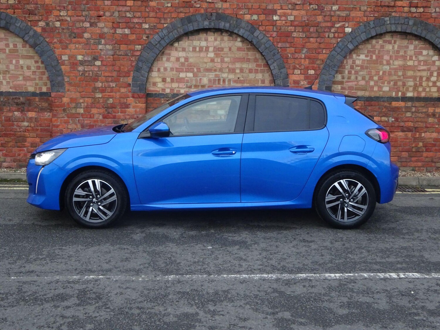 Used Peugeot 208 2021 for sale - 76991479: Photo 5