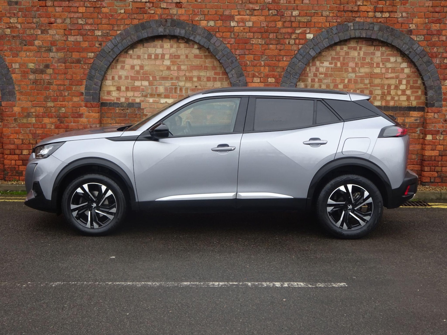 Used Peugeot 2008 for sale - 77559098: Photo 5