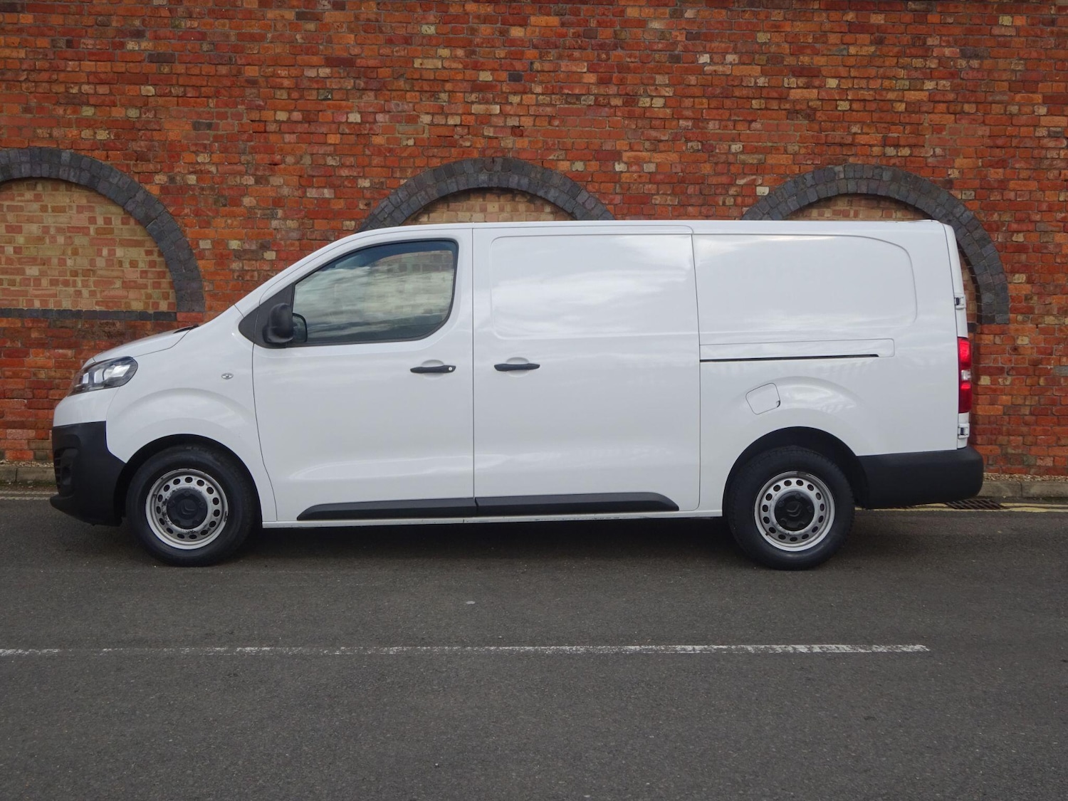 Used Citroen Dispatch 2020 for sale - 76259374: Photo 5