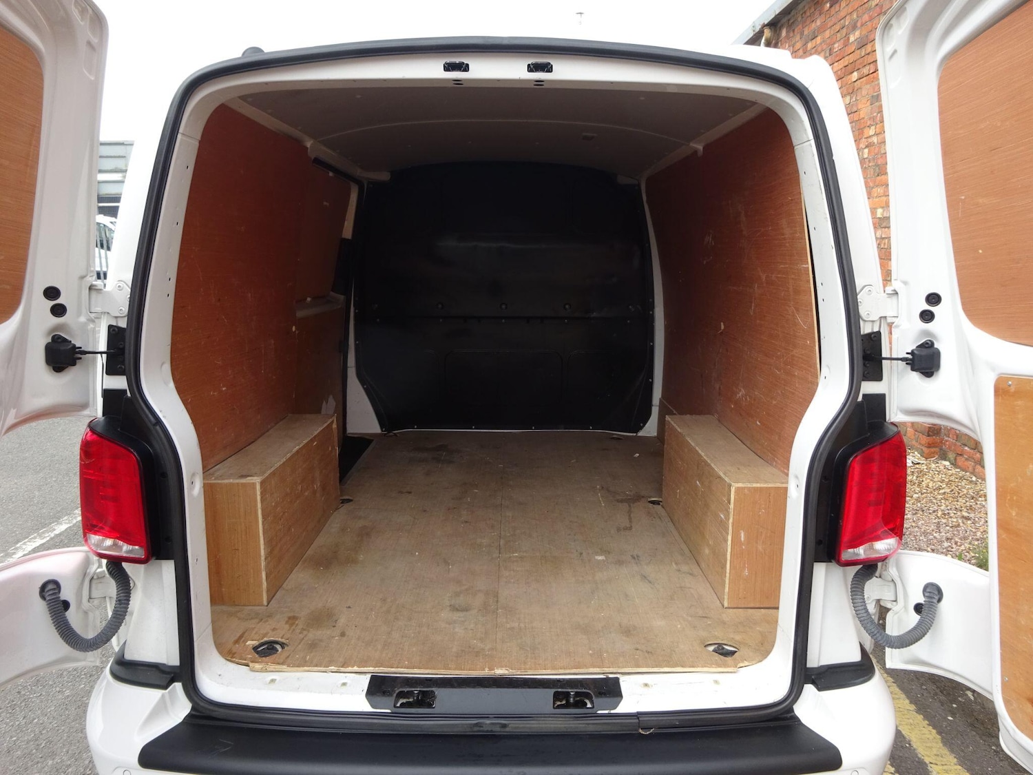 Used Volkswagen Transporter 2021 for sale - 76994011: Photo 7