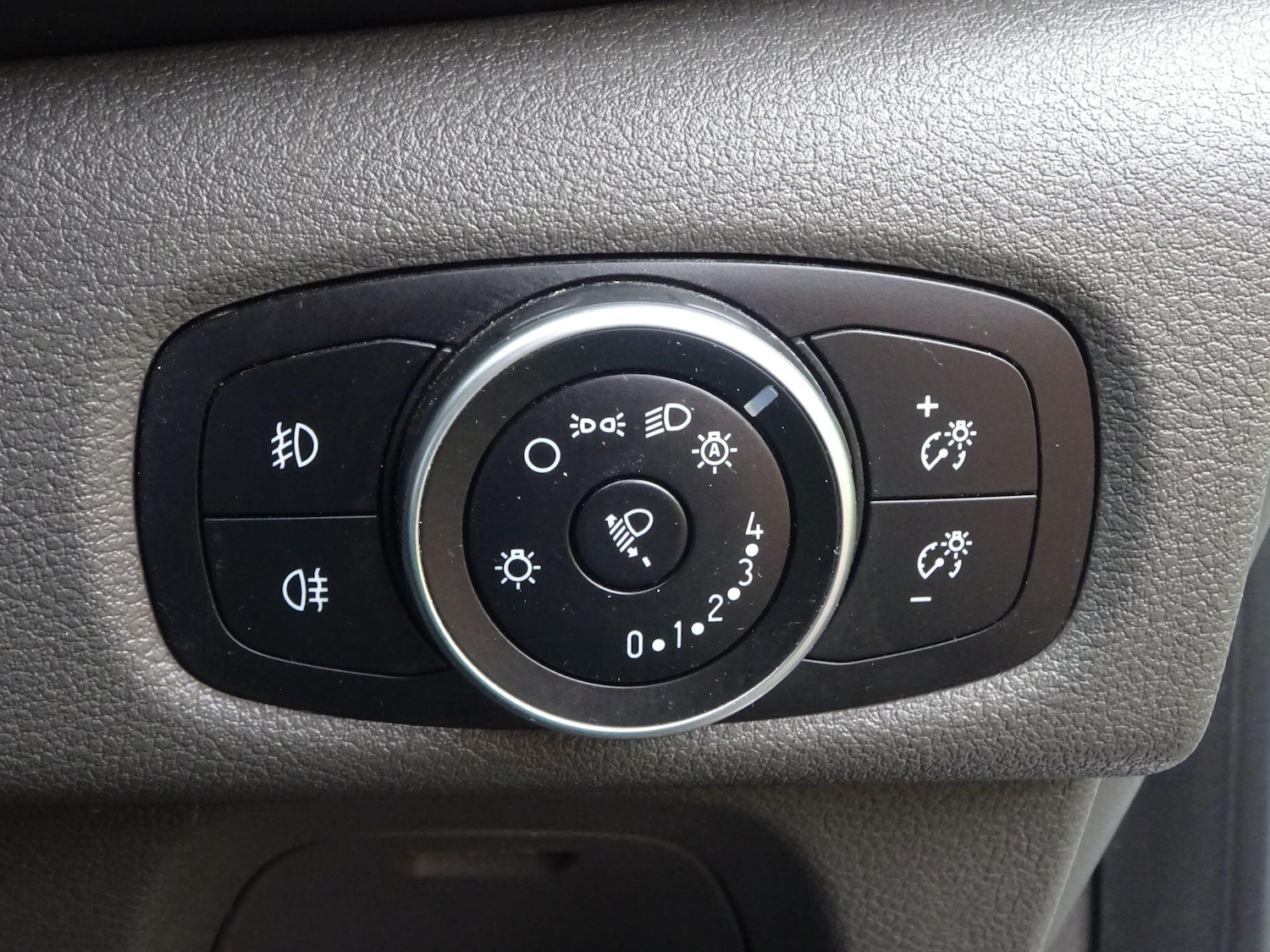 Used Ford Transit Custom 2020 for sale - 77559346: Photo 25