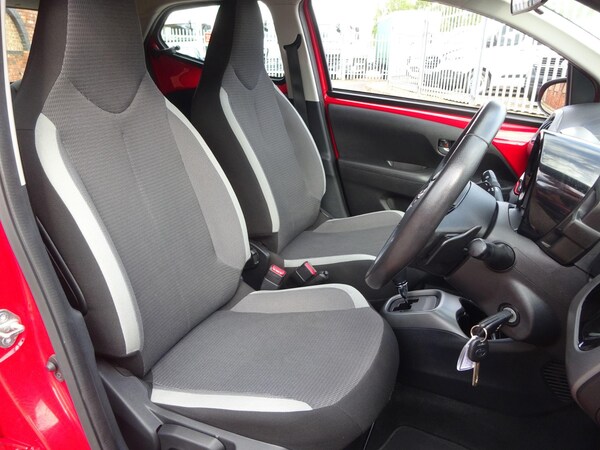 Used Toyota AYGO 2022 for sale - 75298133: Photo 12