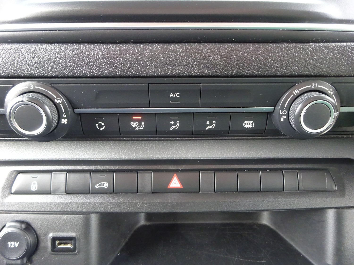 Used Peugeot Expert 2021 for sale - 77978120: Photo 20