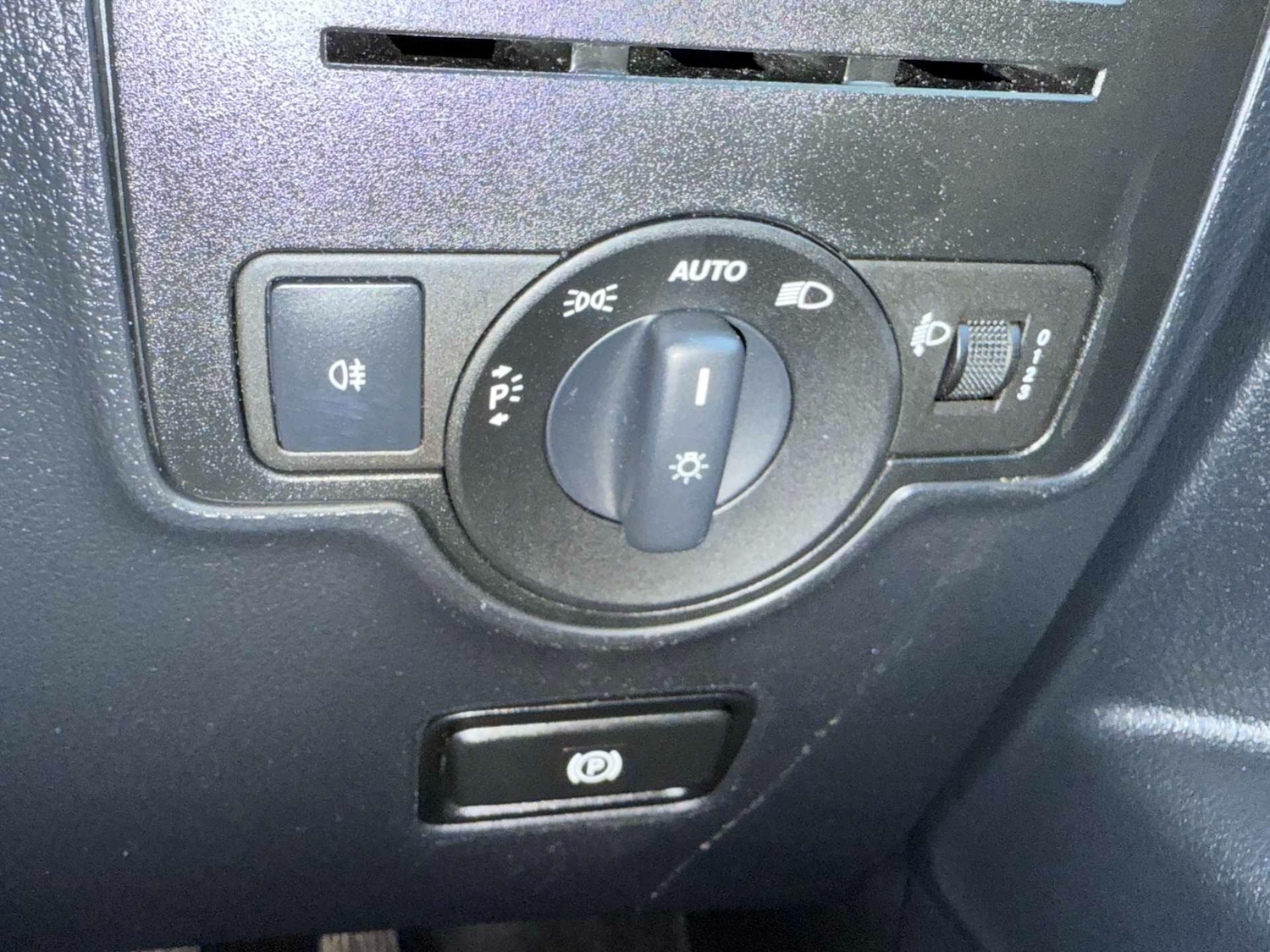 Used Mercedes-Benz Vito 2023 for sale - 77604701: Photo 13