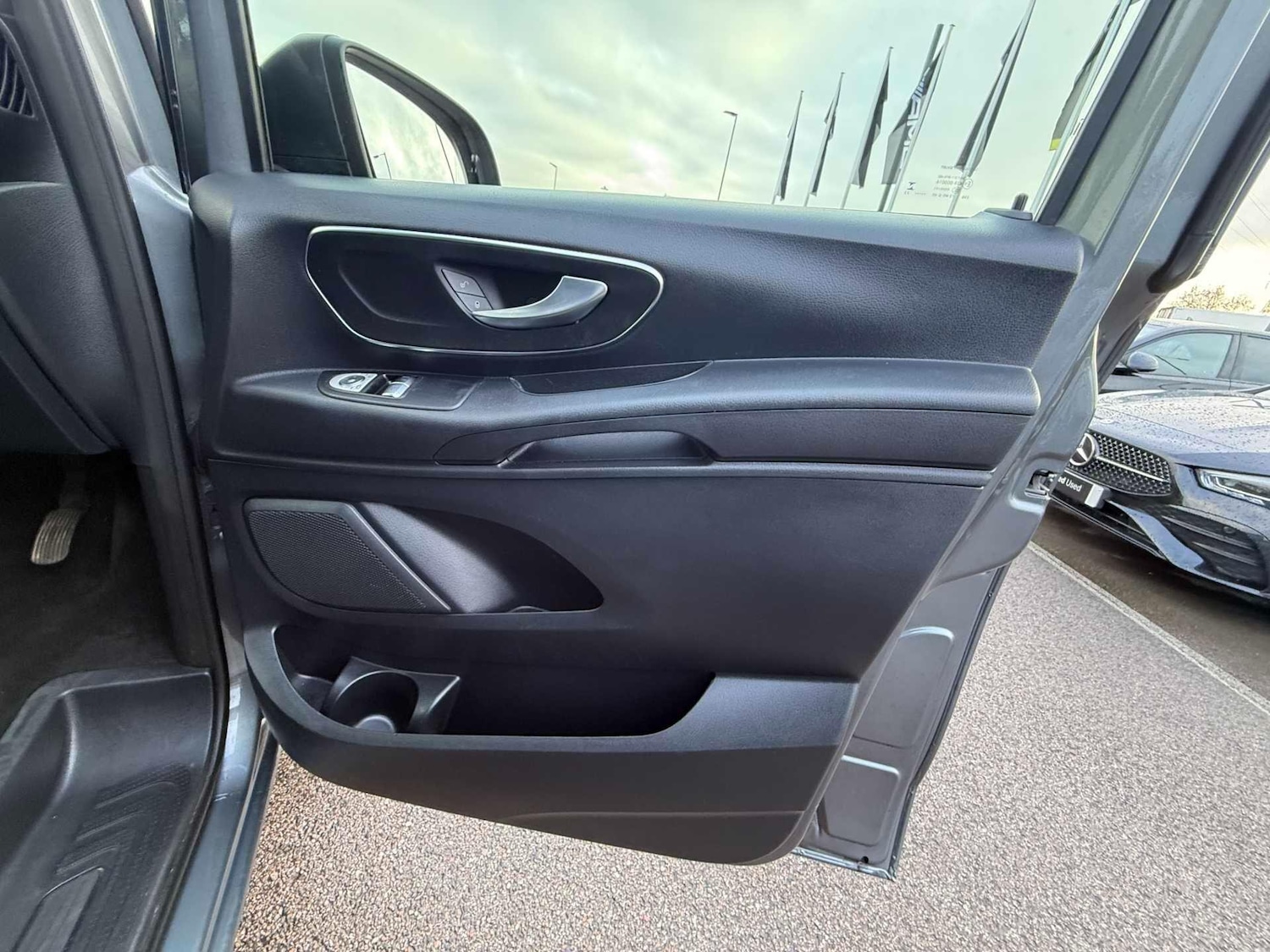 Used Mercedes-Benz Vito 2023 for sale - 77604701: Photo 27