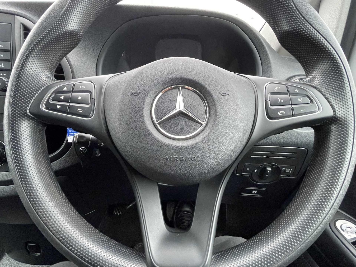 Used Mercedes-Benz Vito 2024 for sale - 77939543: Photo 31