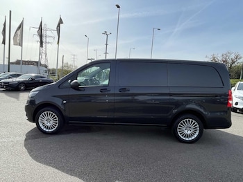 Used Mercedes-Benz Vito 2023 for sale - 78232041: Photo