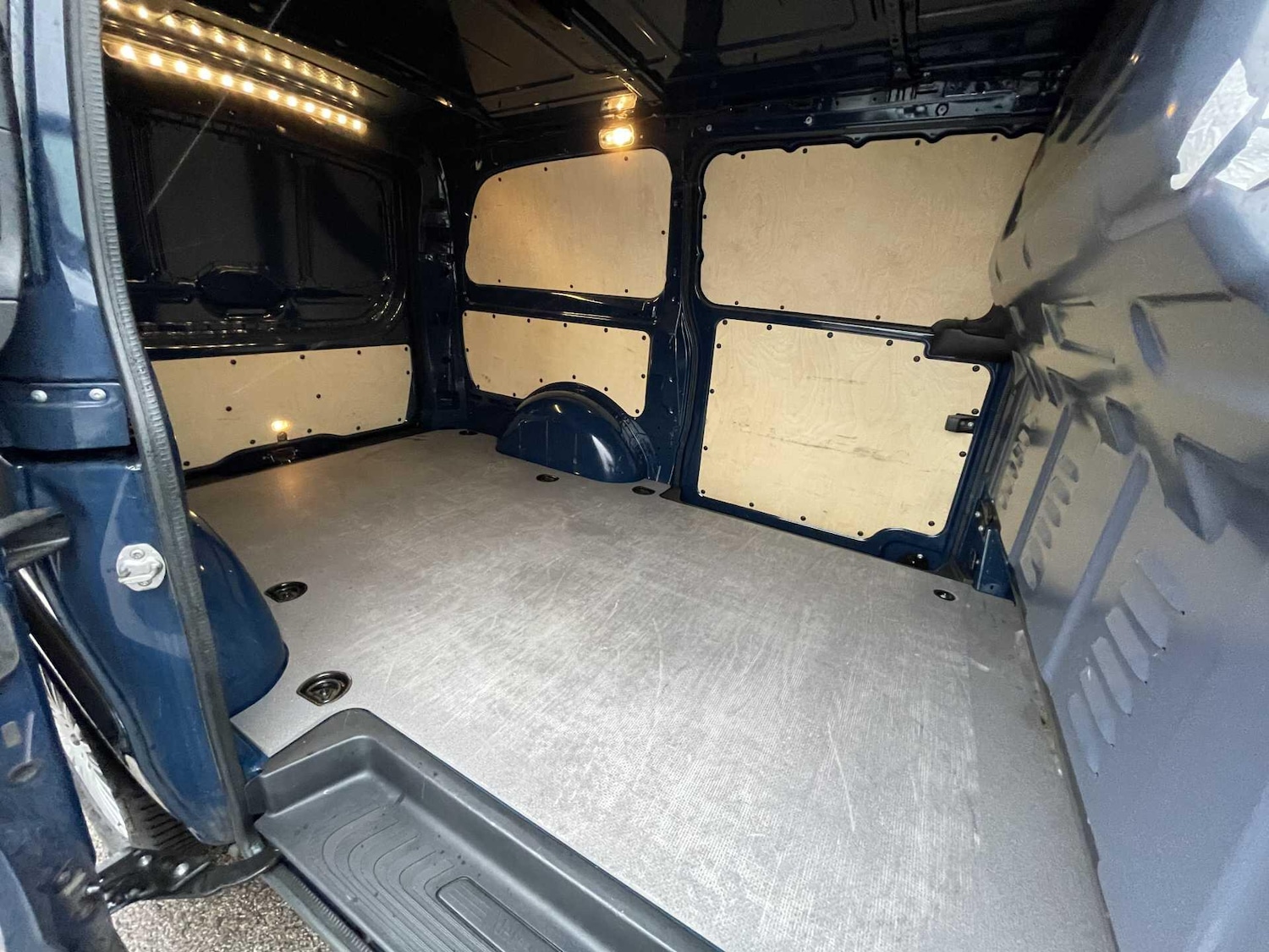 Used Mercedes-Benz Vito 2024 for sale - 77604703: Photo 8