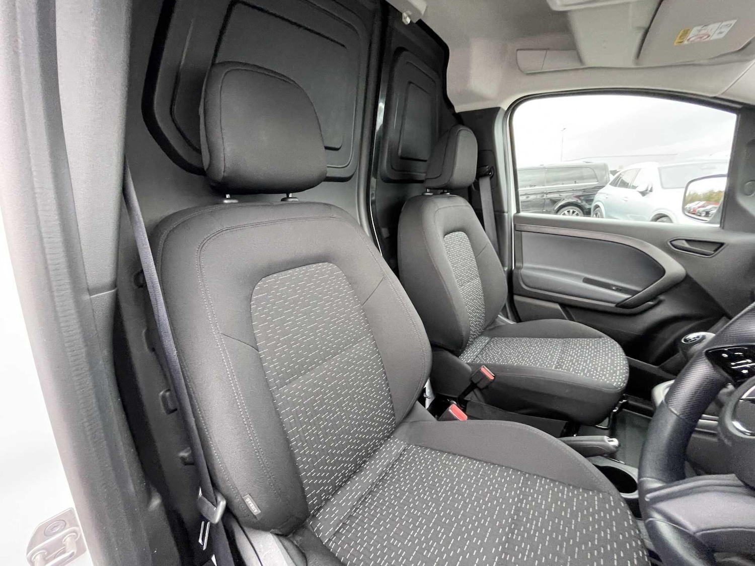 Used Mercedes-Benz Citan 2025 for sale - 77604718: Photo 10