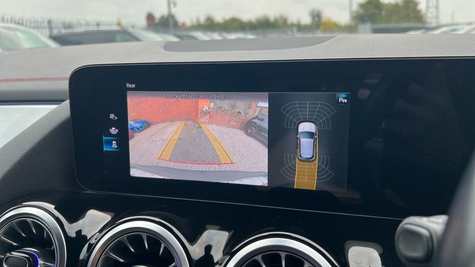 Used Mercedes-Benz EQA 2021 for sale - 76533879: Photo 40