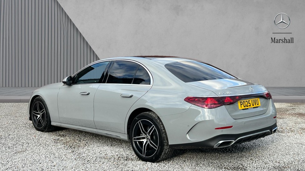 Used Mercedes-Benz E Class 2025 for sale - 76328089: Photo 2