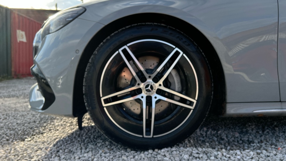 Used Mercedes-Benz E Class 2025 for sale - 76328089: Photo 25