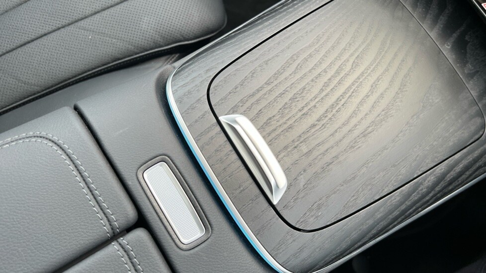 Used Mercedes-Benz E Class 2025 for sale - 76328089: Photo 35