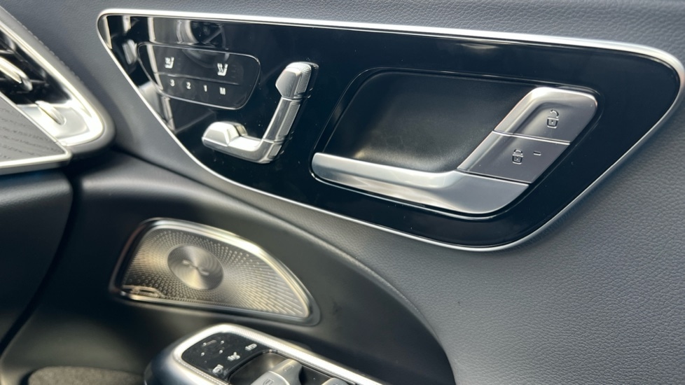 Used Mercedes-Benz E Class 2025 for sale - 76328089: Photo 50