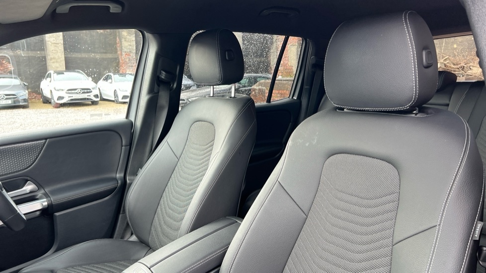 Used Mercedes-Benz GLB 2025 for sale - 76272804: Photo 14