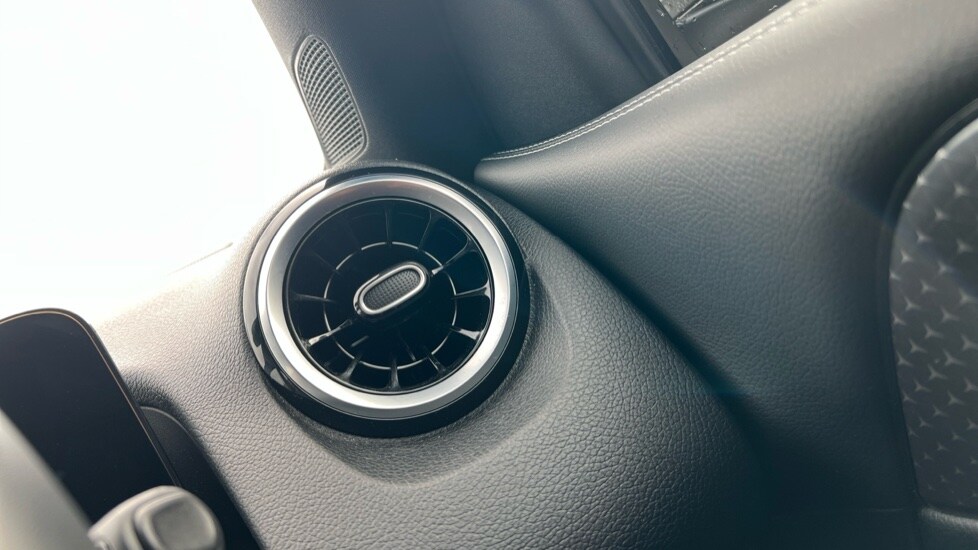 Used Mercedes-Benz GLB 2025 for sale - 76272804: Photo 51