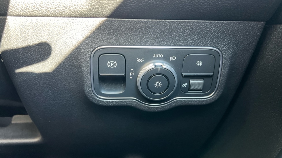 Used Mercedes-Benz GLB 2024 for sale - 76116780: Photo 54