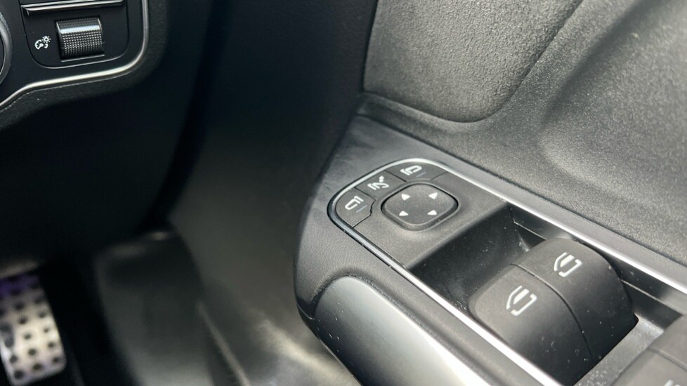 Used Mercedes-Benz EQA 2023 for sale - 77019893: Photo 50