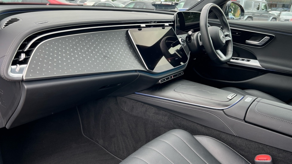 Used Mercedes-Benz E Class 2024 for sale - 76684071: Photo 11