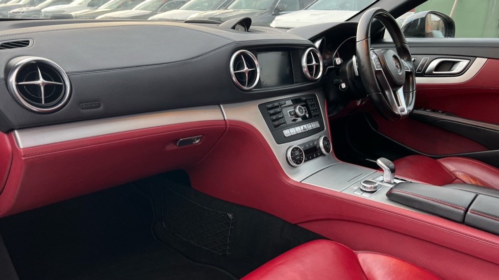 Used Mercedes-Benz SL 2015 for sale - 76888719: Photo 11