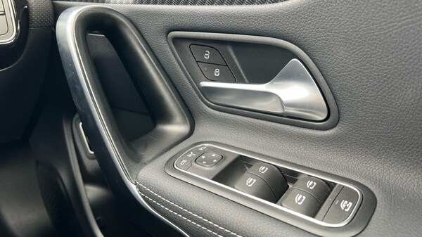 Used Mercedes-Benz CLA 2024 for sale - 76140281: Photo 48
