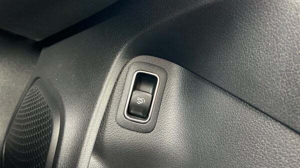 Used Mercedes-Benz CLA 2024 for sale - 76140281: Photo 52