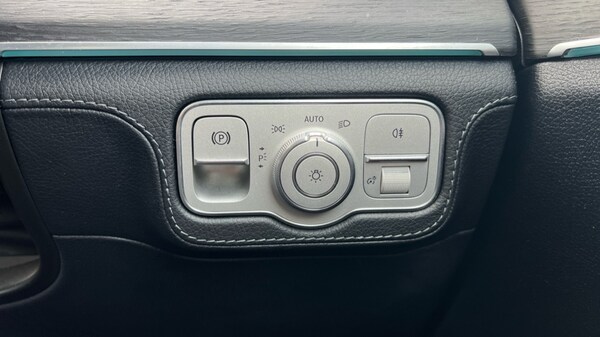 Used Mercedes-Benz GLE 2021 for sale - 75625295: Photo 57