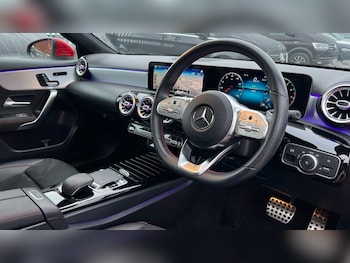 Used Mercedes-Benz A-Class 2018 for sale - 76914931: Photo