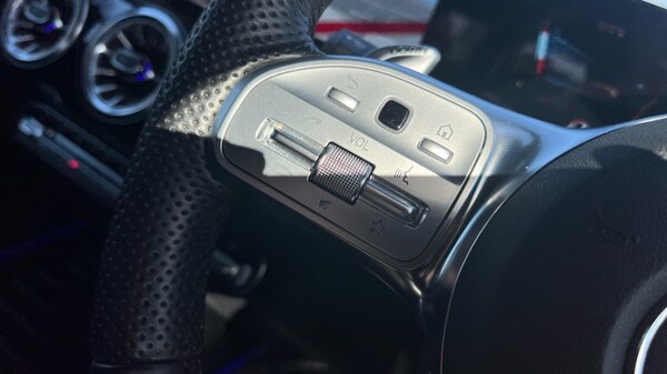 Used Mercedes-Benz GLA 2023 for sale - 76112359: Photo 30