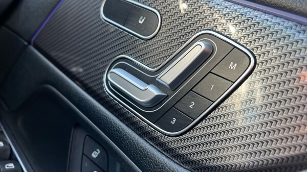 Used Mercedes-Benz GLA 2023 for sale - 76112359: Photo 55