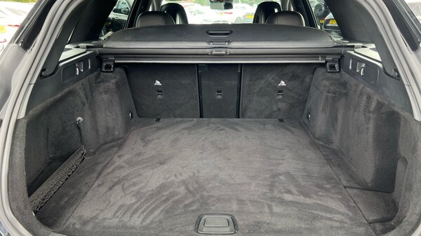 Used Mercedes-Benz C Class 2022 for sale - 75771599: Photo 17