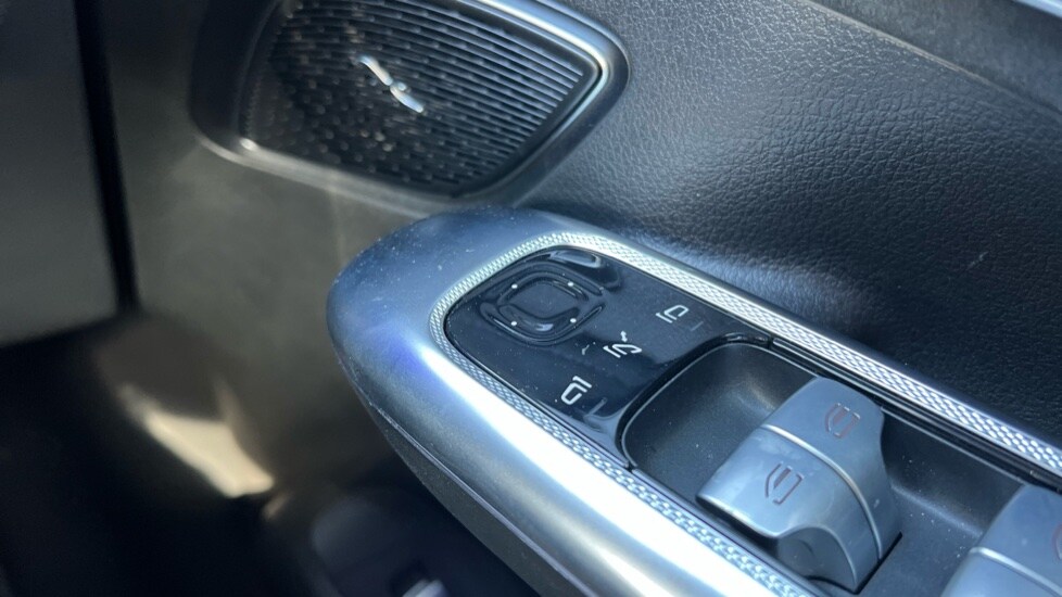 Used Mercedes-Benz EQA 2024 for sale - 76575273: Photo 54