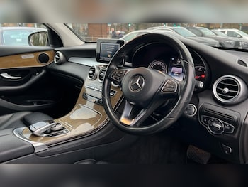 Used Mercedes-Benz GLC 2017 for sale - 77042771: Photo