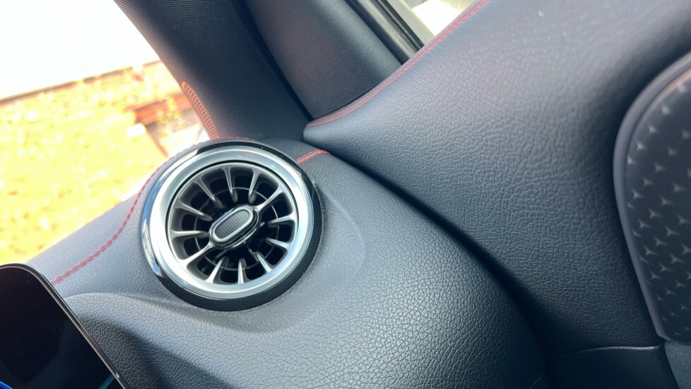 Used Mercedes-Benz EQA 2024 for sale - 76015012: Photo 53