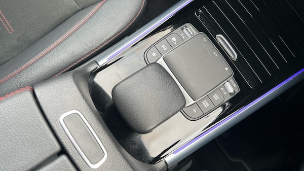 Used Mercedes-Benz EQA 2022 for sale - 76086653: Photo 35
