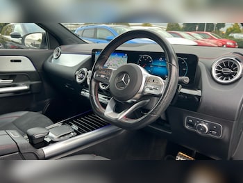 Used Mercedes-Benz EQA 2022 for sale - 76086653: Photo 3