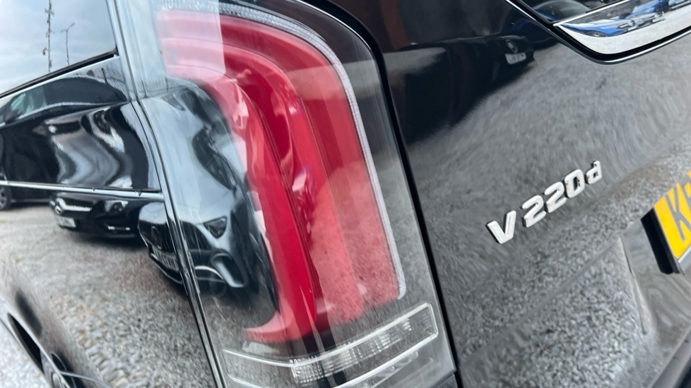 Used Mercedes-Benz V-Class 2024 for sale - 77070944: Photo 21