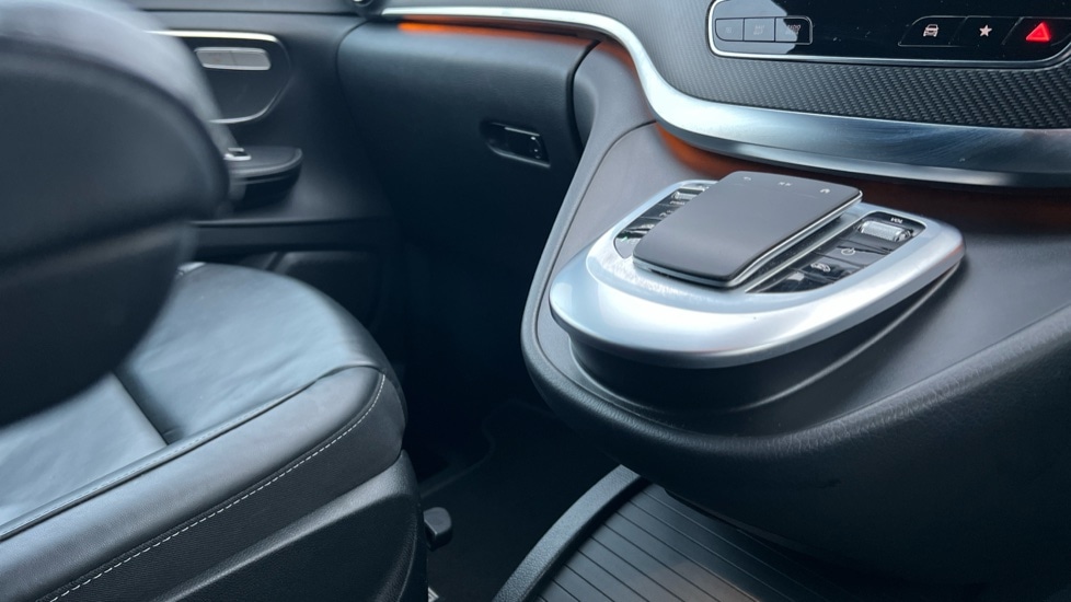 Used Mercedes-Benz V-Class 2024 for sale - 77070944: Photo 34