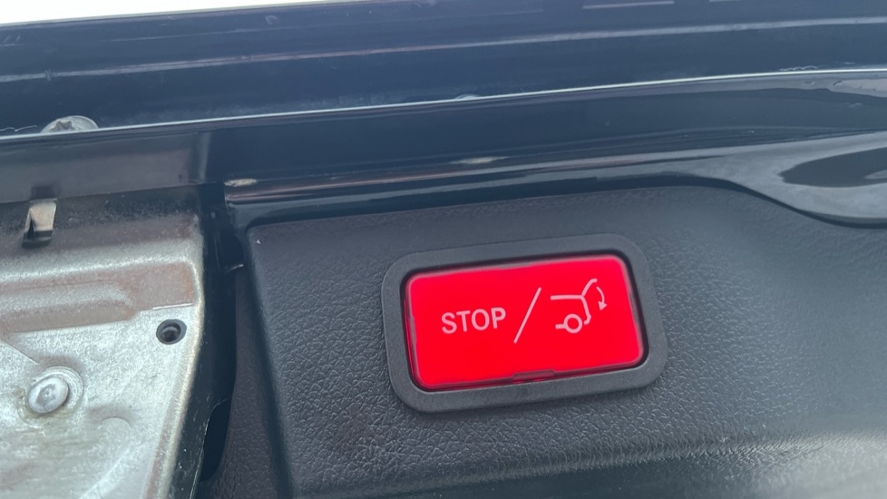 Used Mercedes-Benz V-Class 2024 for sale - 77070944: Photo 48