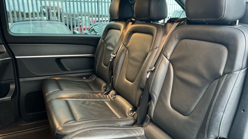 Used Mercedes-Benz V-Class 2024 for sale - 77070944: Photo 52