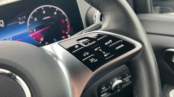 Used Mercedes-Benz V-Class 2025 for sale - 76244470: Photo 29